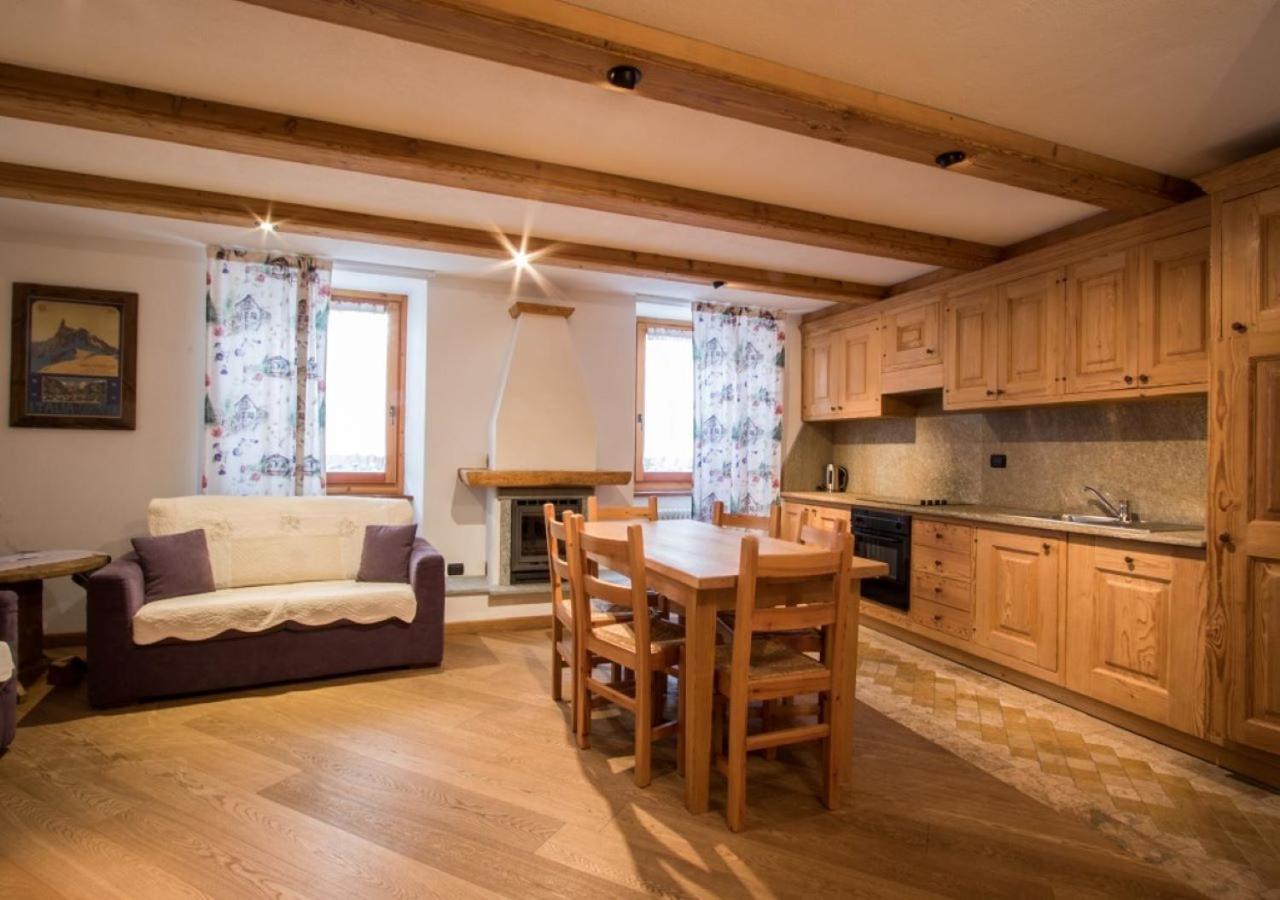 Maison De Meuny Courmayeur Ngoại thất bức ảnh