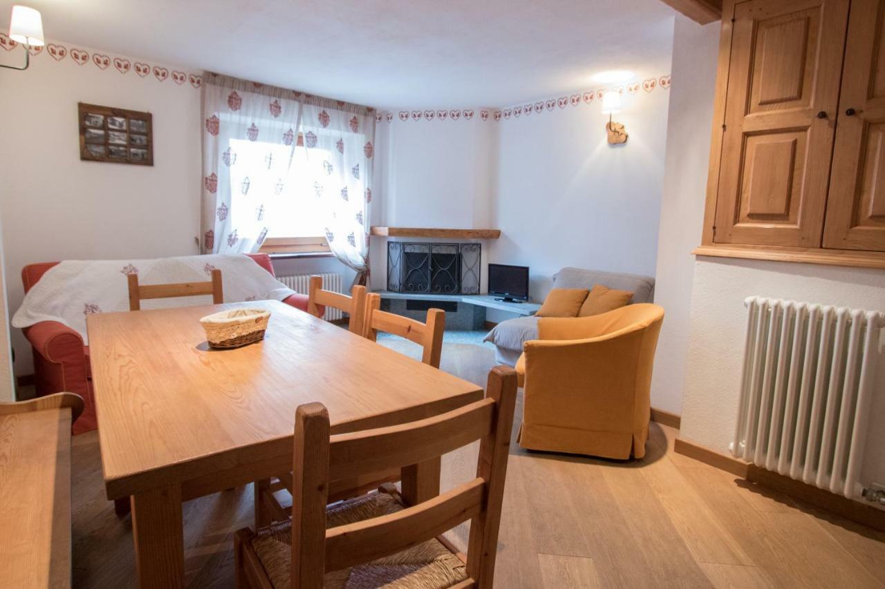 Maison De Meuny Courmayeur Ngoại thất bức ảnh